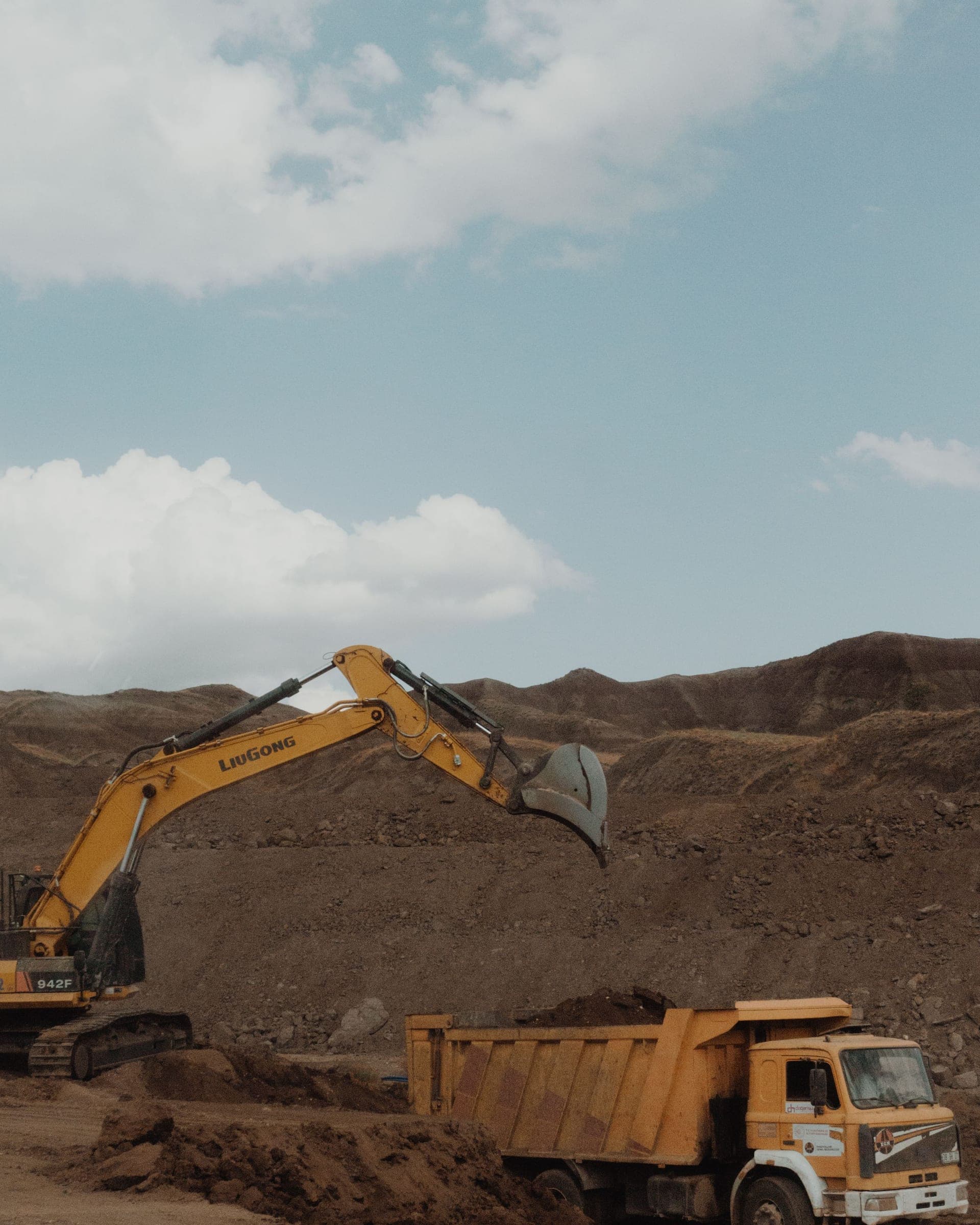 Fleet of machines at a jobsite